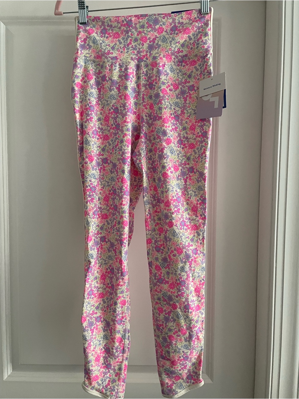 JoyLab Pink Floral Woman’s Leggings with Pastel Accents - Picture 1 of 4